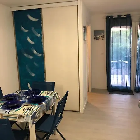 Agay Bay Front Apartment *